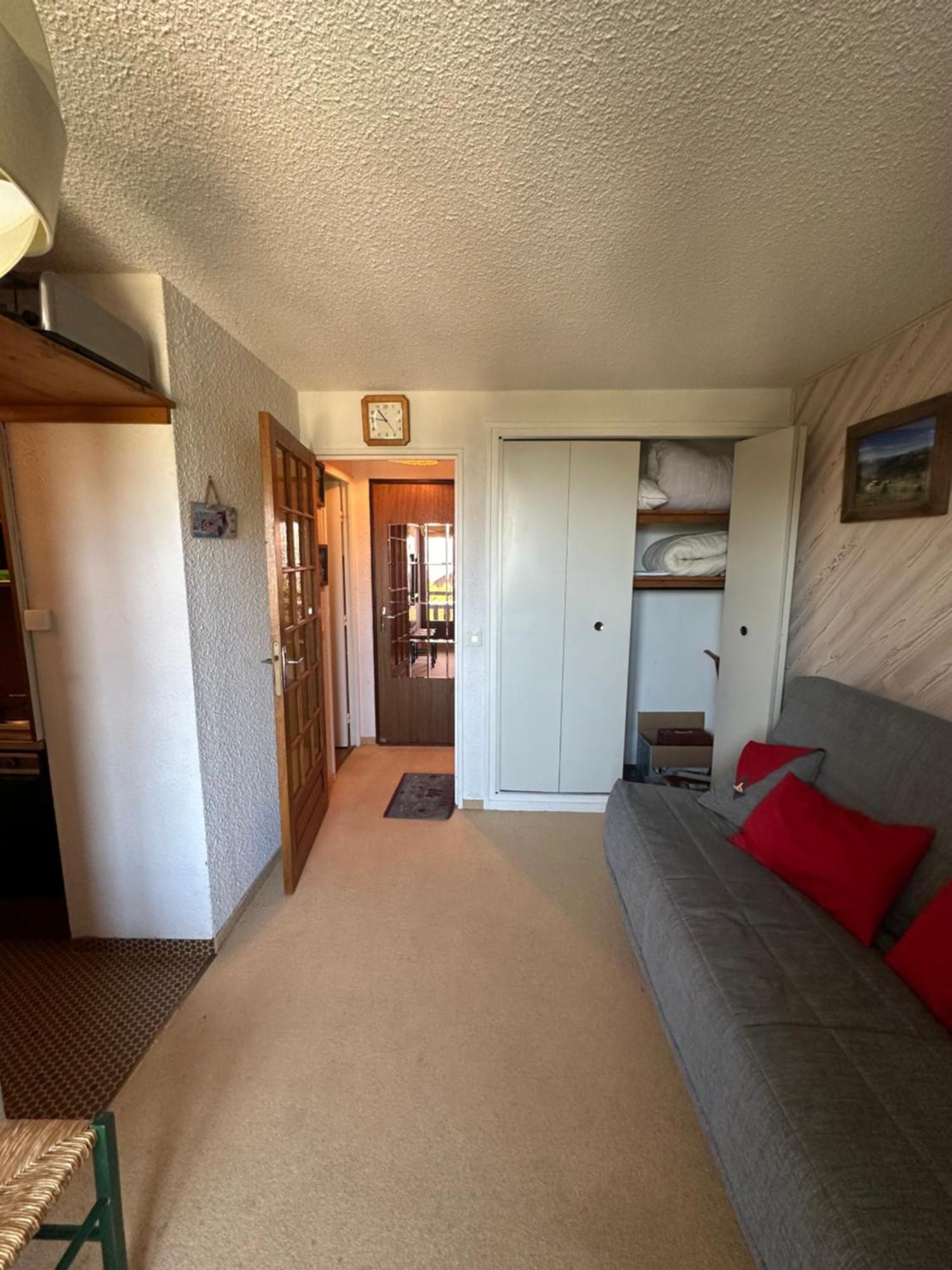 Chez Alexandra Apartment ริซูล ภายนอก รูปภาพ